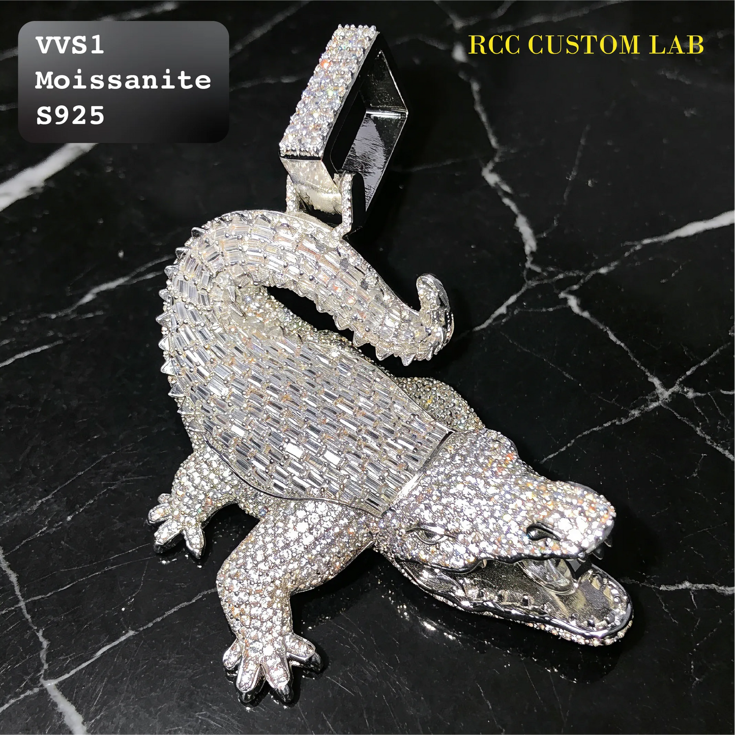 Iced Out Moissanite Baguette Crocodile Pendant【R112】