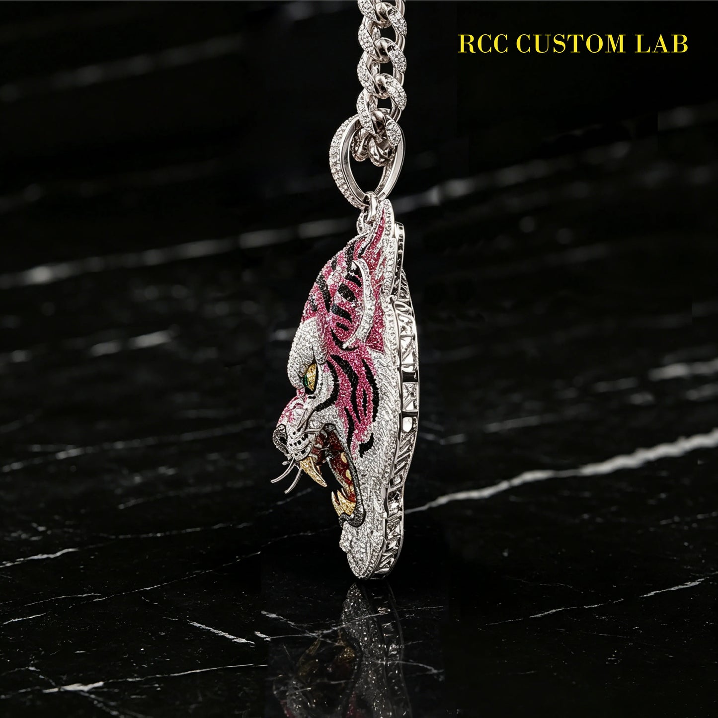 Iced Out 3D Tiger Head Pendant【R191】