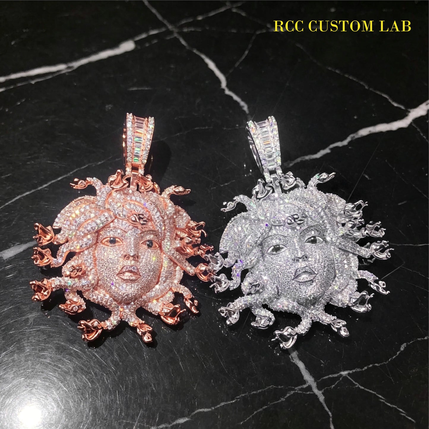 Iced Out 3D Medusa Pendant【R117】
