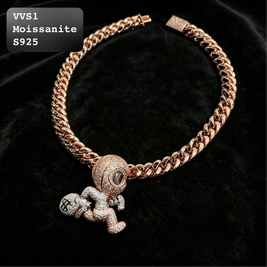 Iced Out Moissanite "Chase the Bag" Running Man Pendant Set 【B101】