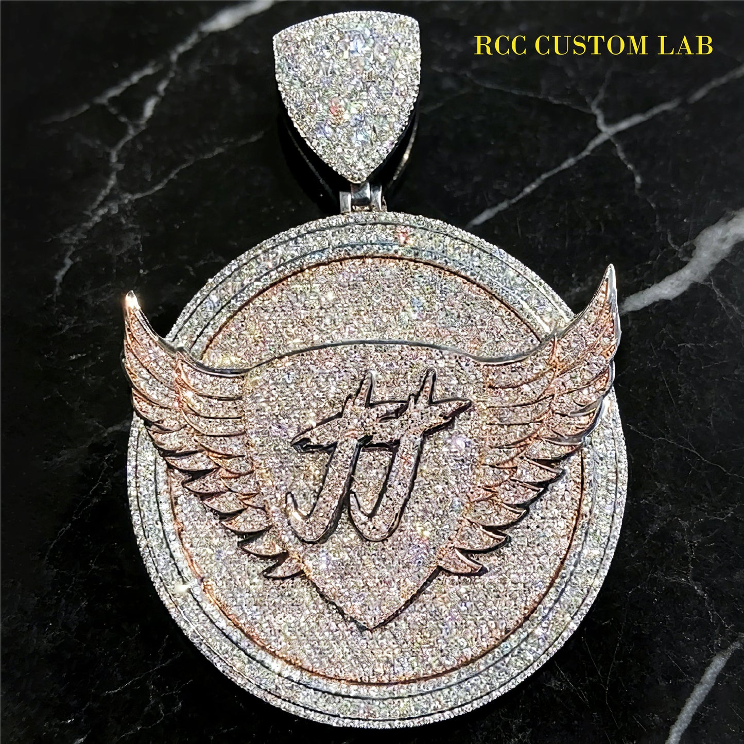 Winged Shield Luxury Hip Hop Pendant【R140】