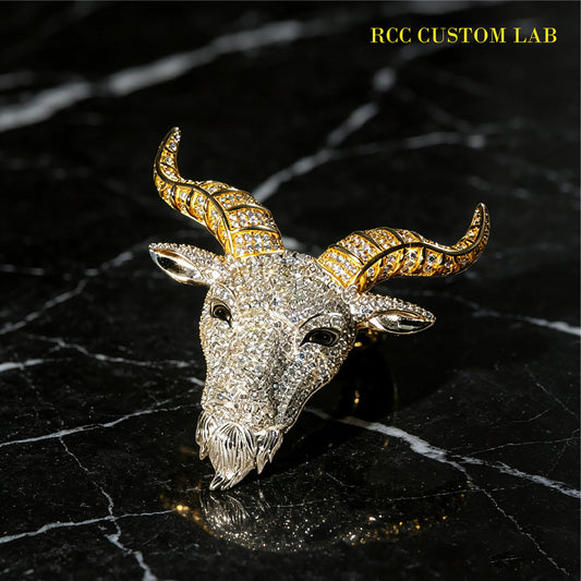Two-Tone G.O.A.T. Pendant【R107】